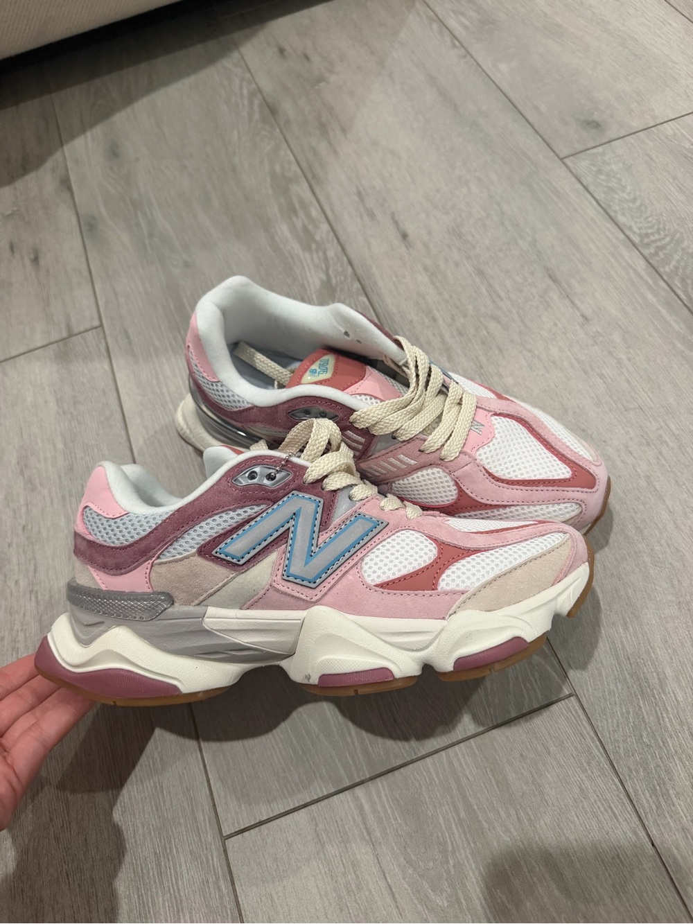 New Balance Women's Pink and Blue Chunky Sneaker